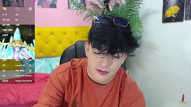 nolan twink1 online show from January 31, 2025, 5:42 pm