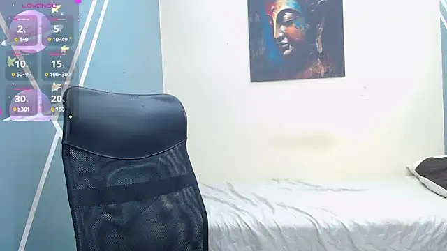 nolan twink1 online show from February 23, 2025, 8:44 pm