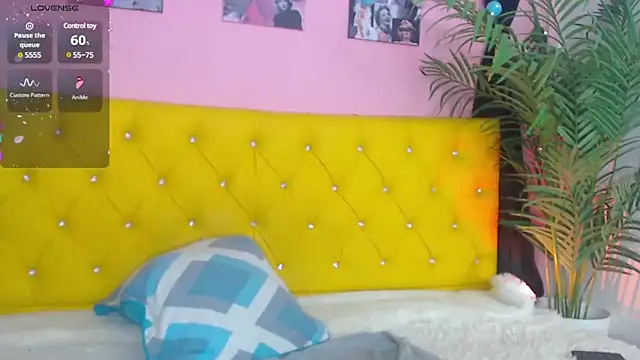 nolan twink1 online show from February 28, 2025, 8:50 pm