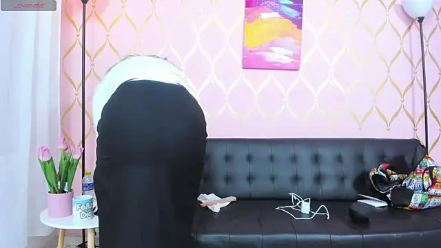 Snapshot of ladylians chatting on January 11, 2025, 2:41 am ladylians online show from January 11, 2025, 2:41 am