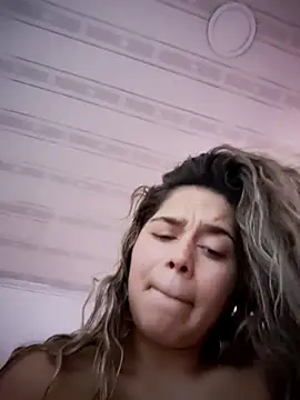 Snapshot of LaurenWelly_ chatting on September 17, 2025, 9:16 pm LaurenWelly online show from September 17, 2025, 9:16 pm