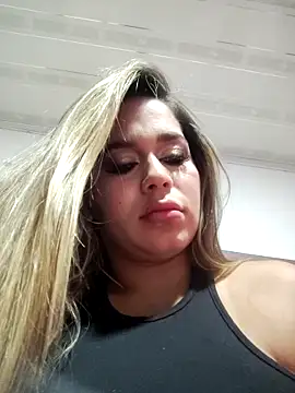 Snapshot of LaurenWelly_ chatting on October 2, 2025, 9:49 am LaurenWelly online show from October 2, 2025, 9:49 am