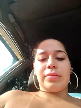 Snapshot of LaurenWelly_ chatting on October 18, 2025, 9:04 pm LaurenWelly online show from October 18, 2025, 9:04 pm