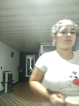 Snapshot of LaurenWelly_ chatting on November 17, 2025, 9:48 am LaurenWelly online show from November 17, 2025, 9:48 am