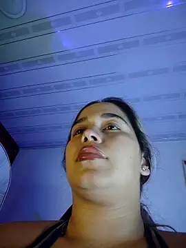 Snapshot of LaurenWelly_ chatting on March 2, 2026, 12:13 am LaurenWelly online show from March 2, 2026, 12:13 am