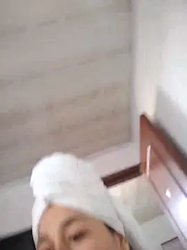 Snapshot of LaurenWelly_ chatting on March 4, 2026, 9:10 pm LaurenWelly online show from March 4, 2026, 9:10 pm