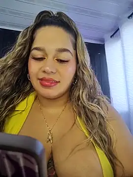 Snapshot of LaurenWelly_ chatting on March 13, 2026, 9:54 pm LaurenWelly online show from March 13, 2026, 9:54 pm