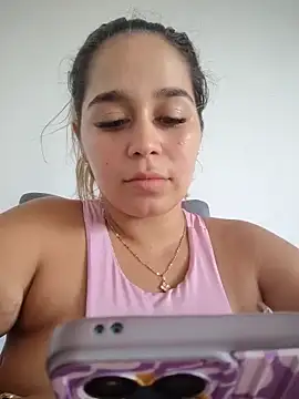 Snapshot of LaurenWelly_ chatting on April 4, 2026, 9:12 pm LaurenWelly online show from April 4, 2026, 9:12 pm