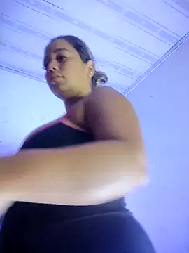 Snapshot of LaurenWelly_ chatting on April 5, 2026, 10:12 am LaurenWelly online show from April 5, 2026, 10:12 am