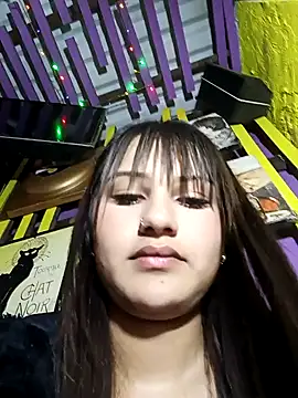 Snapshot of Nicky-7 chatting on December 18, 2024, 12:10 am Nicky-7 online show from December 18, 2024, 12:10 am