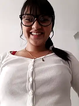 Snapshot of Nicky-7 chatting on February 19, 2026, 5:31 pm Nicky-7 online show from February 19, 2026, 5:31 pm