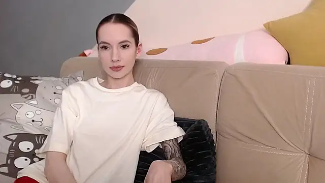 AmbrielHailey online show from February 1, 2026, 9:13 pm