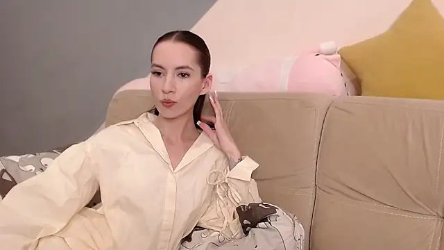 AmbrielHailey online show from June 21, 2026, 11:35 am