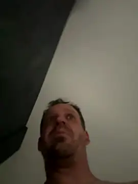 ciru2023 online show from October 14, 2025, 8:09 pm