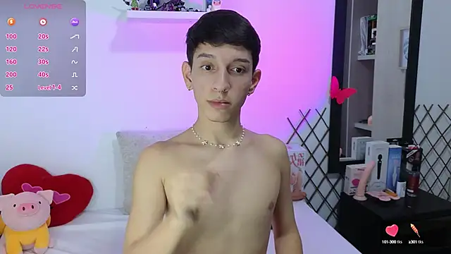 Snapshot of milky__boy_ chatting on February 19, 2025, 6:00 am milky boy online show from February 19, 2025, 6:00 am