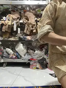 Snapshot of Cesywet chatting on February 7, 2025, 3:12 am Cesywet online show from February 7, 2025, 3:12 am