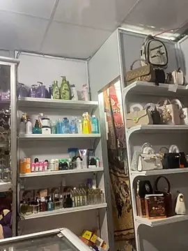 Snapshot of Cesywet chatting on February 20, 2025, 7:45 am Cesywet online show from February 20, 2025, 7:45 am