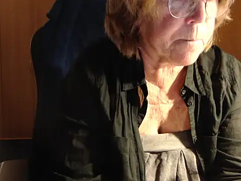  sunshine   online show from November 7, 2025, 5:02 pm