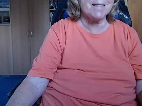 Snapshot of _sunshine__ chatting on April 26, 2026, 6:16 pm sunshine online show from April 26, 2026, 6:16 pm