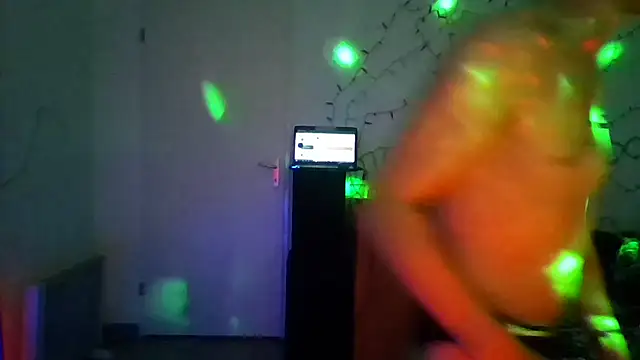 Snapshot of brunoguunot chatting on January 30, 2025, 7:26 pm brunoguunot online show from January 30, 2025, 7:26 pm