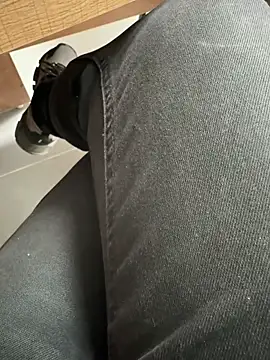 Snapshot of homidor chatting on December 7, 2024, 8:44 am homidor online show from December 7, 2024, 8:44 am