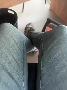 Snapshot of homidor chatting on February 1, 2025, 1:51 pm homidor online show from February 1, 2025, 1:51 pm