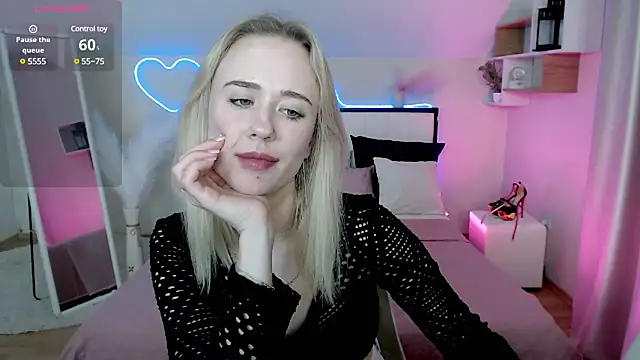 SashaBrooks online show from February 3, 2025, 12:25 am