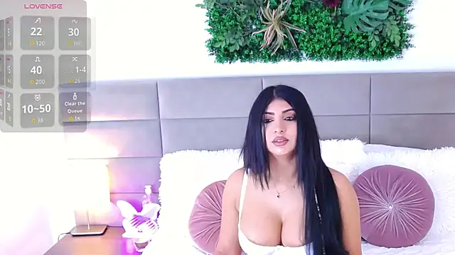 ZendayaClark online show from November 8, 2025, 4:23 am