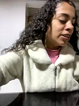 NINA 18 YEARS online show from October 28, 2025, 12:36 am