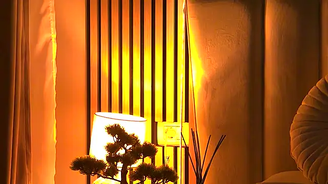 AngeliqueSkye online show from November 25, 2025, 4:12 am