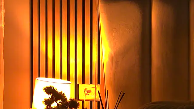 AngeliqueSkye online show from November 27, 2025, 4:14 am