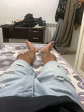 alex-riadh online show from September 27, 2025, 4:01 pm