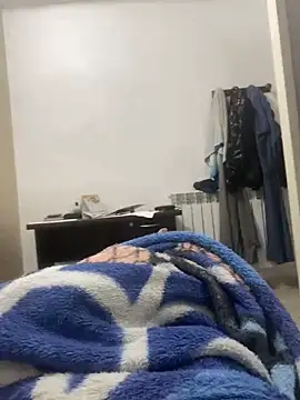 alex-riadh online show from October 6, 2025, 2:14 pm