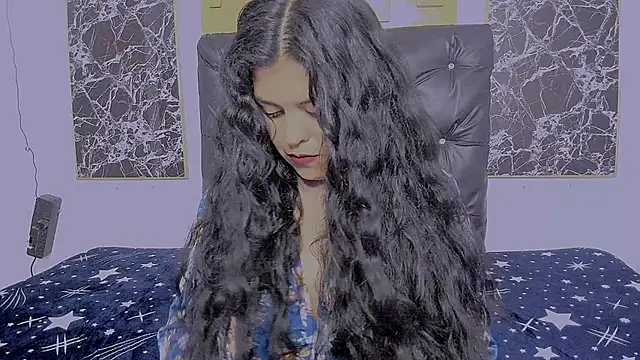 Snapshot of scarlett_w0lf chatting on February 9, 2026, 2:43 pm scarlett w0lf online show from February 9, 2026, 2:43 pm