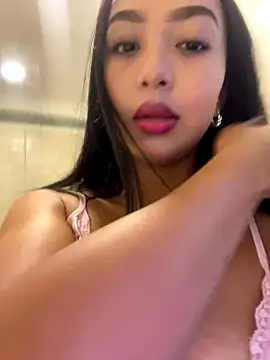 Snapshot of SOPHIACANDY19_ chatting on November 5, 2025, 11:16 pm SOPHIACANDY19 online show from November 5, 2025, 11:16 pm