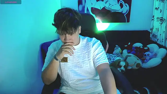 Snapshot of _AlexMorris chatting on January 1, 2025, 12:00 am AlexMorris online show from January 1, 2025, 12:00 am