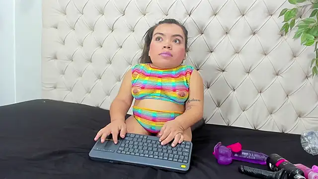 Snapshot of Michelle_Brooks chatting on February 3, 2025, 11:05 pm Michelle Brooks online show from February 3, 2025, 11:05 pm