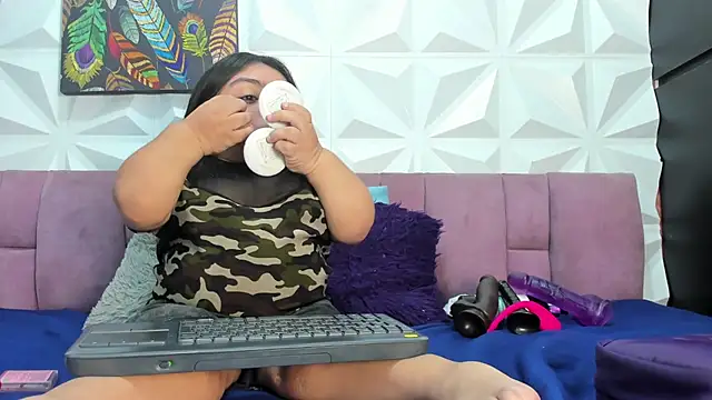 Snapshot of Michelle_Brooks chatting on February 4, 2025, 1:48 pm Michelle Brooks online show from February 4, 2025, 1:48 pm