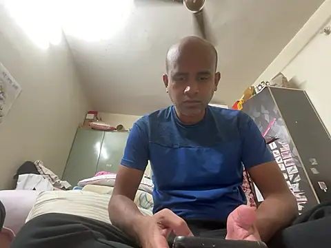 SammyChocolateIndian online show from February 7, 2025, 1:43 pm