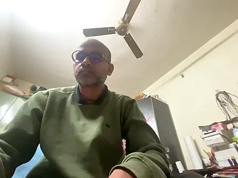 SammyChocolateIndian online show from December 14, 2025, 1:05 pm