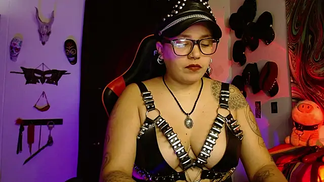 Snapshot of LilithSharon chatting on February 5, 2026, 4:55 pm LilithSharon online show from February 5, 2026, 4:55 pm