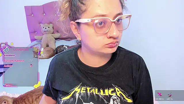 AnnieBigBoobs online show from December 3, 2025, 11:58 pm