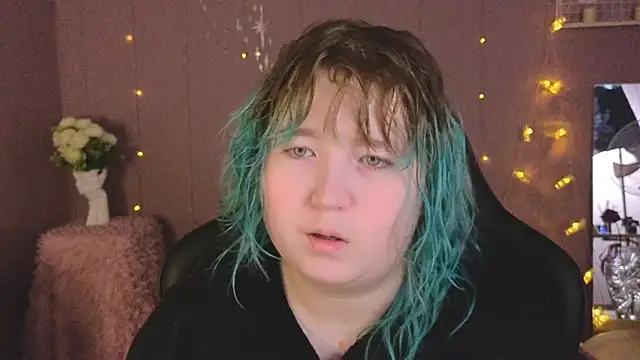 Snapshot of ChimberWol chatting on February 7, 2026, 2:04 am ChimberWol online show from February 7, 2026, 2:04 am