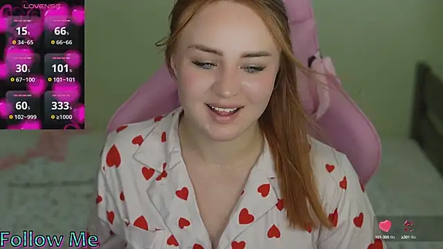 LovelyBell online show from September 23, 2025, 1:47 pm