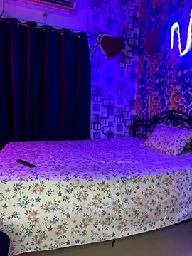 Snapshot of Hot_royalbhabhi chatting on October 27, 2025, 2:54 pm Hot royalbhabhi online show from October 27, 2025, 2:54 pm