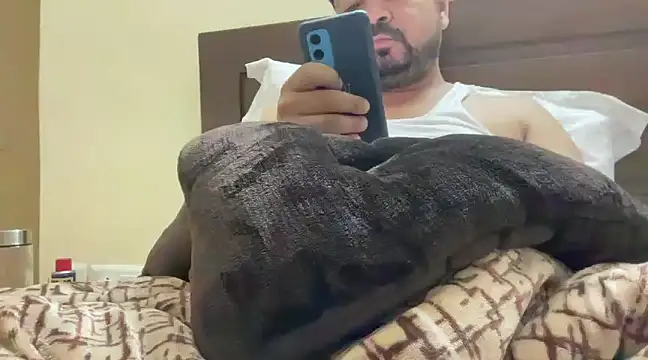 coolboy6566 online show from February 14, 2025, 9:13 am