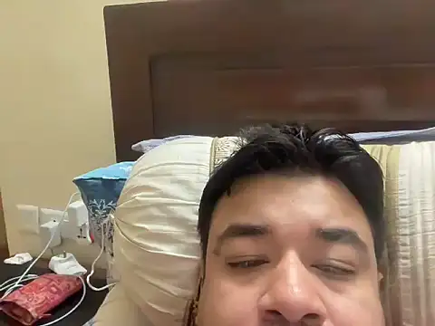 Snapshot of coolboy6566 chatting on February 1, 2026, 7:12 pm coolboy6566 online show from February 1, 2026, 7:12 pm