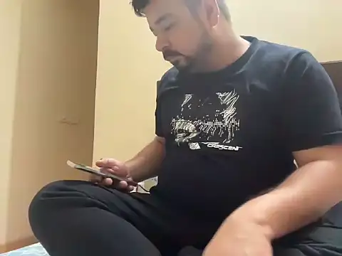 Snapshot of coolboy6566 chatting on February 25, 2026, 6:50 pm coolboy6566 online show from February 25, 2026, 6:50 pm