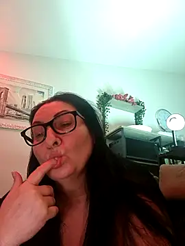 Snapshot of Genoveva73sexy chatting on October 26, 2025, 10:15 pm Genoveva73sexy online show from October 26, 2025, 10:15 pm