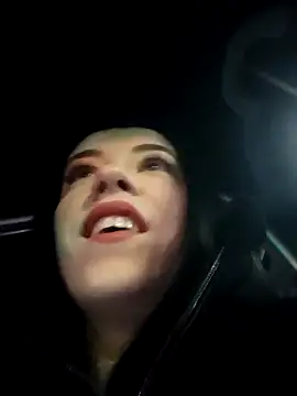 Snapshot of MadilynFox chatting on February 11, 2025, 6:33 pm MadilynFox online show from February 11, 2025, 6:33 pm